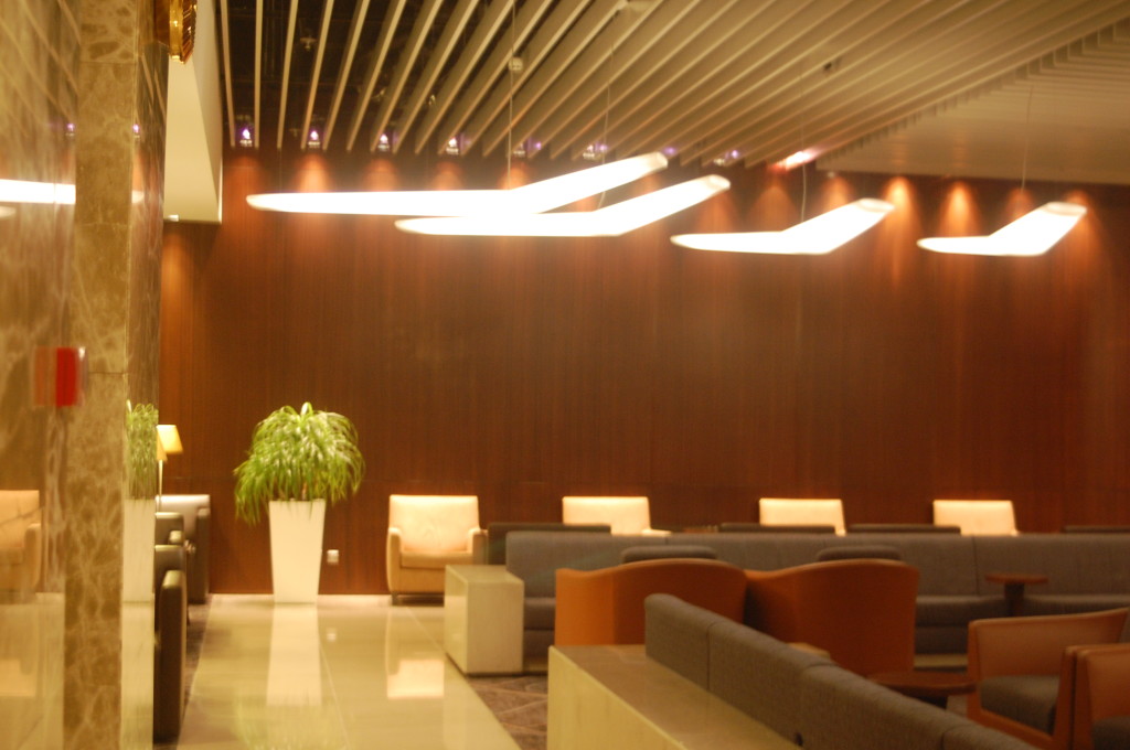 Singapore_Airlines_Business_Class_lounge_2