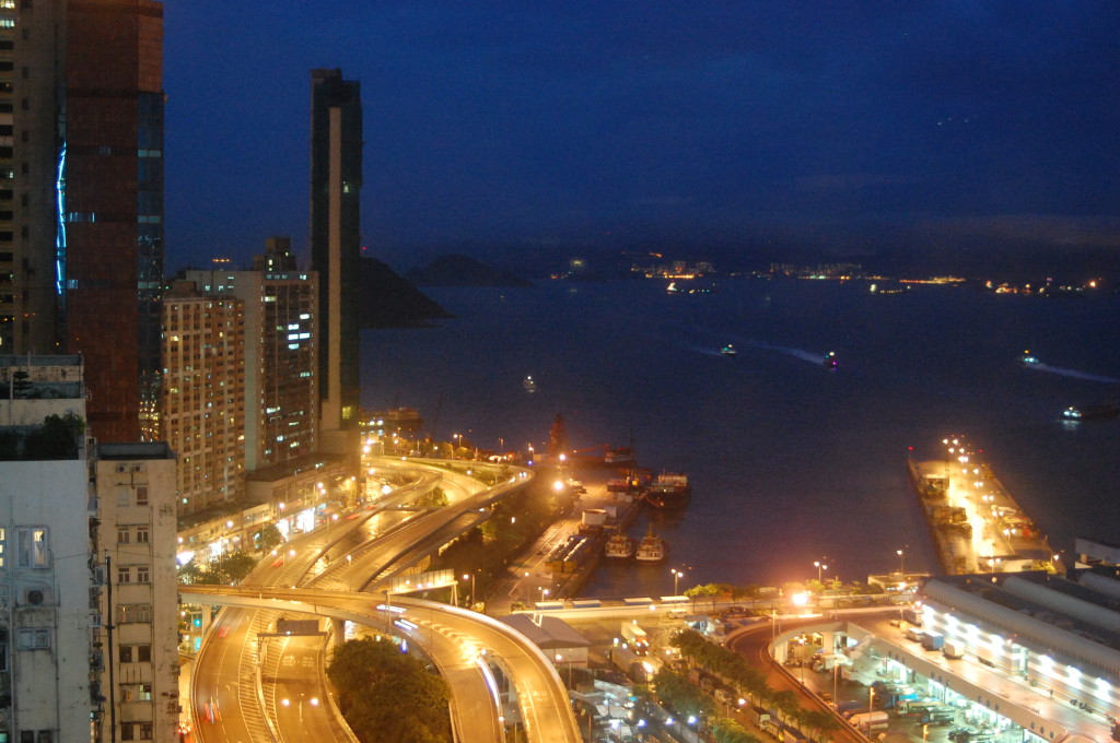 Courtyard-Marriott-Hong-Kong-view-at-night